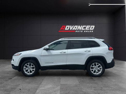 Used 2016 Jeep Cherokee Latitude w/ Safety/Convenience Group AWD/4WD image 7