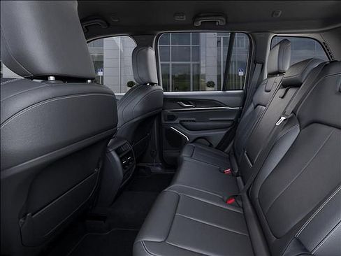New 2026 Jeep Grand Cherokee Limited AWD/4WD image 23
