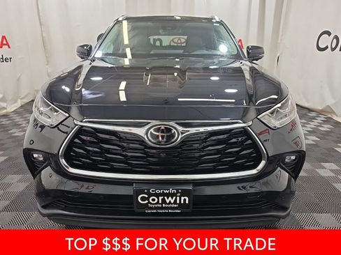 Used 2026 Toyota Highlander Limited image 2