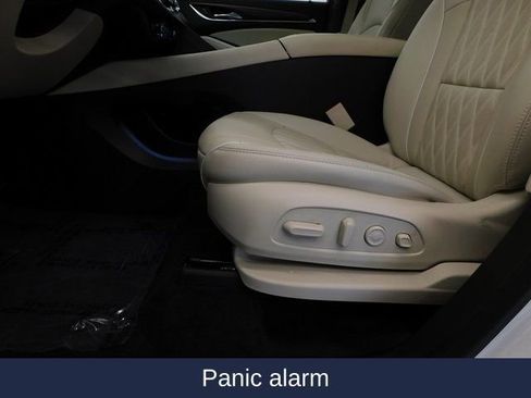 Used 2024 Buick Enclave Avenir w/ Trailering Package, 5000 lbs. image 27