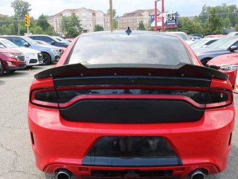 Used 2016 Dodge Charger R/T Scat Pack w/ Beats Audio Group RWD image 5