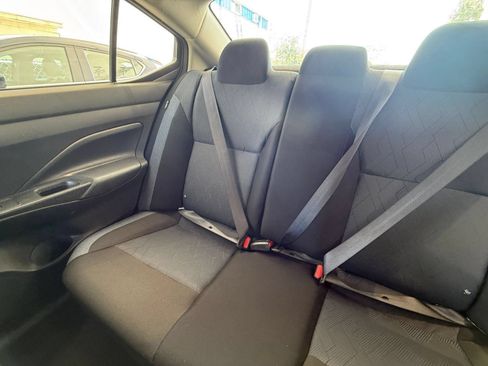 Used 2025 Nissan Versa SV FWD image 37