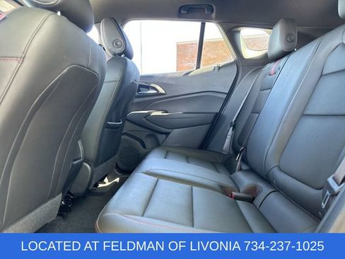 Used 2024 Chevrolet Trax RS w/ Sunroof Package FWD image 23