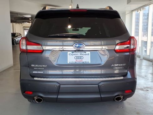 Used 2022 Subaru Ascent Touring AWD/4WD image 5