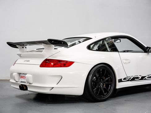 Used 2007 Porsche 911 GT3 RS RWD image 33