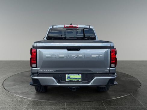 Used 2024 Chevrolet Colorado LT w/ LT Convenience Package II AWD/4WD image 8