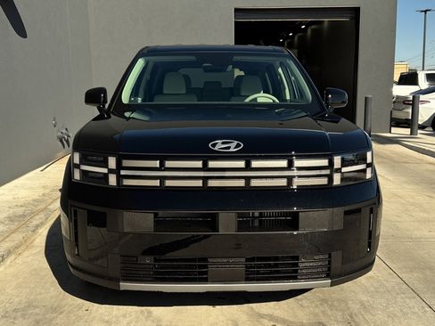 New 2026 Hyundai Santa Fe SE image 2