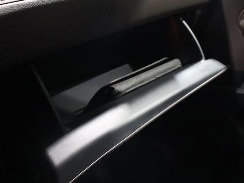 Used 2019 Honda Odyssey LX image 27