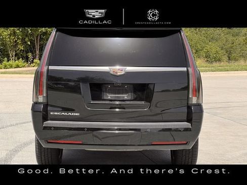 Used 2017 Cadillac Escalade ESV Premium Luxury AWD/4WD image 4