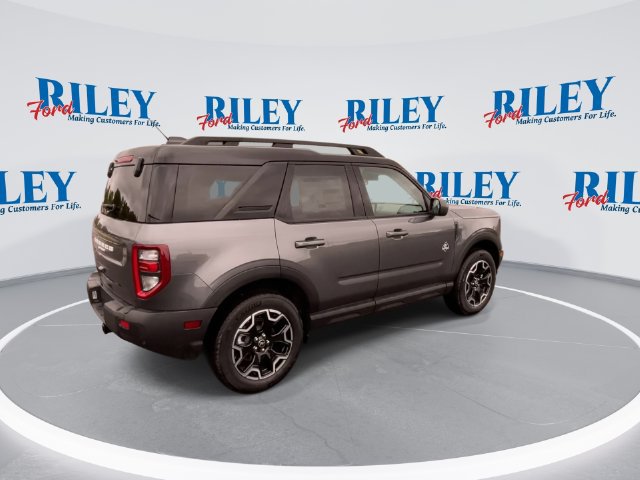 New 2026 Ford Bronco Sport Outer Banks AWD/4WD image 8