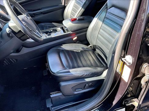 Used 2020 Ford Edge SEL FWD image 21