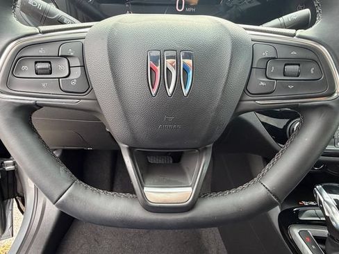 Certified 2026 Buick Envista Sport Touring w/ Convenience I Package FWD image 25