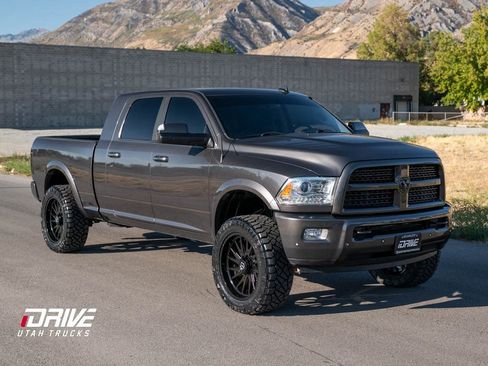 Used 2016 RAM 2500 Laramie image 2