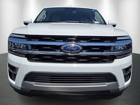 Certified 2024 Ford Expedition Limited image 8