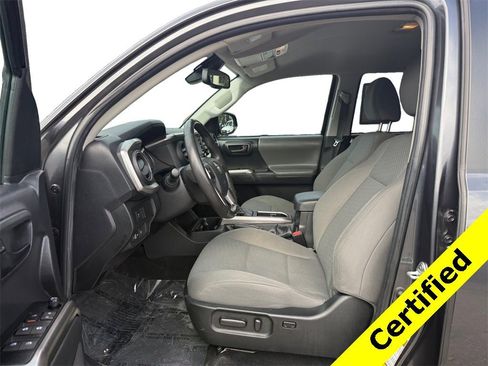 Used 2023 Toyota Tacoma TRD Sport image 9