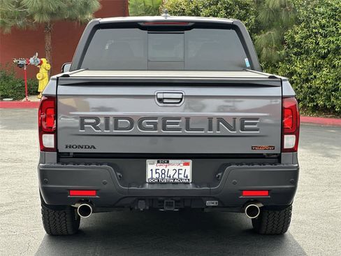 Used 2025 Honda Ridgeline TrailSport image 6