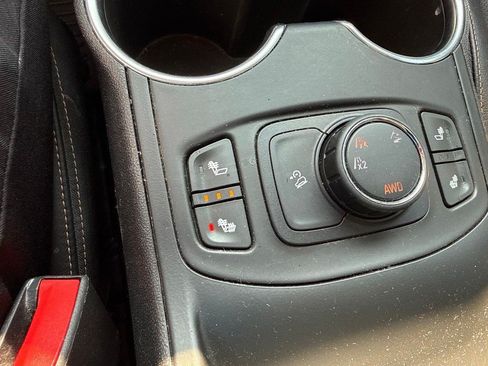 Used 2018 GMC Terrain SLT w/ Preferred Package AWD/4WD image 18