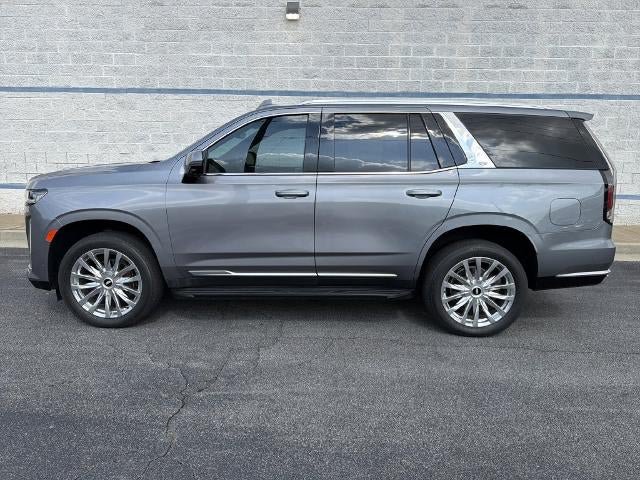 Certified 2022 Cadillac Escalade Premium Luxury AWD/4WD image 4