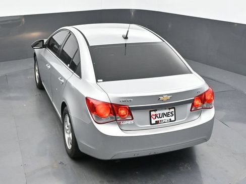 Used 2011 Chevrolet Cruze LT FWD image 20