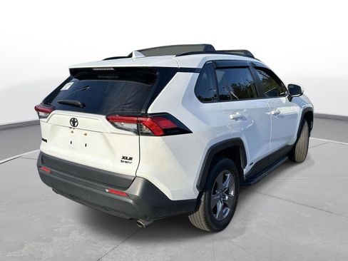 Certified 2025 Toyota RAV4 XLE w/ Convenience Package image 6