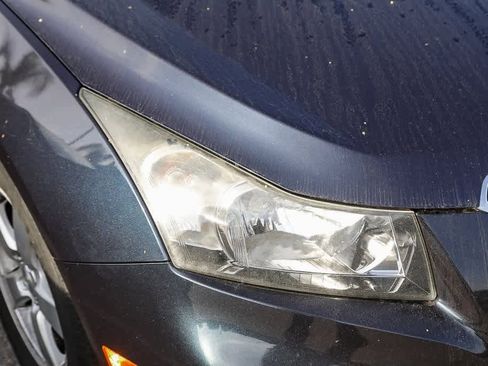 Used 2016 Chevrolet Cruze LT image 14