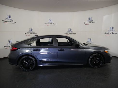 Used 2025 Honda Civic Sport image 3