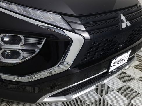 Used 2023 Mitsubishi Eclipse Cross SE image 36