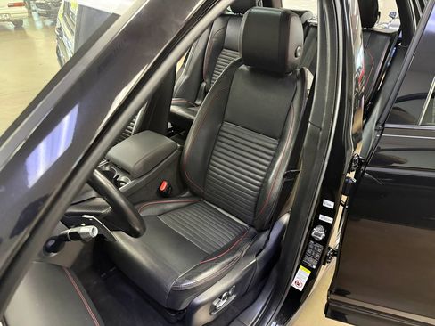 Used 2021 Land Rover Discovery Sport S R-Dynamic AWD/4WD image 13