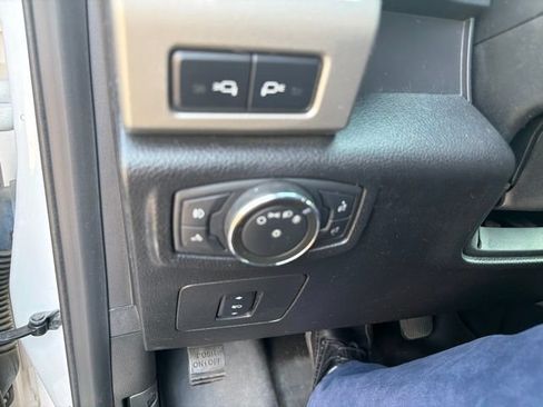 Used 2016 Ford F150 Lariat AWD/4WD image 11