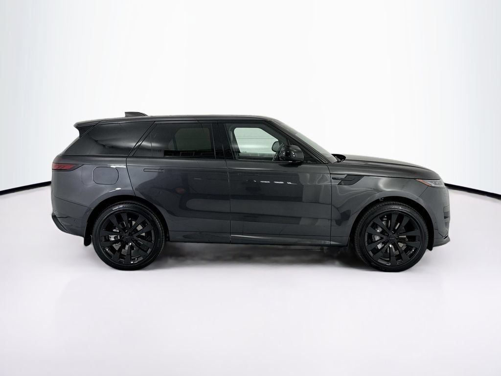 New 2026 Land Rover Range Rover Sport Dynamic SE AWD/4WD image 4
