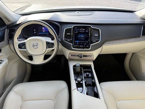 Used 2023 Volvo XC90 B6 Plus w/ Protection Package Premier image 10