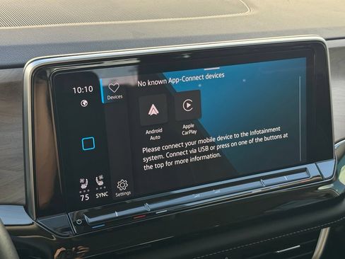 Used 2025 Volkswagen Atlas SE FWD image 38
