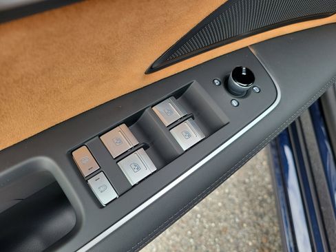 New 2026 Audi A8 L 3.0T image 19