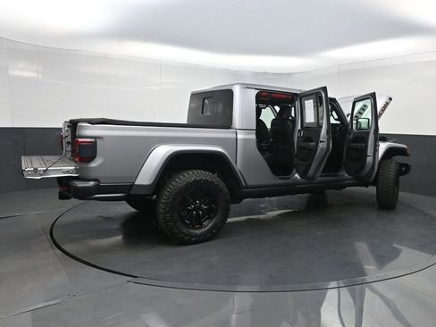 Used 2020 Jeep Gladiator Rubicon AWD/4WD image 40