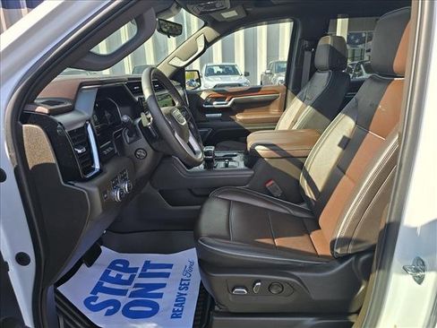 Used 2023 GMC Sierra 1500 Denali w/ Technology Package image 12