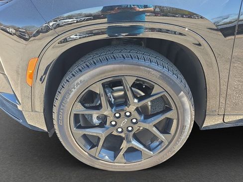 Used 2024 Chevrolet Traverse RS w/ LPO, Floor Liner Package FWD image 4