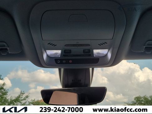 Used 2020 Chevrolet Blazer LT w/ Sound & Technology Package FWD image 20