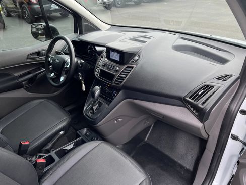 Used 2023 Ford Transit Connect XL FWD image 21