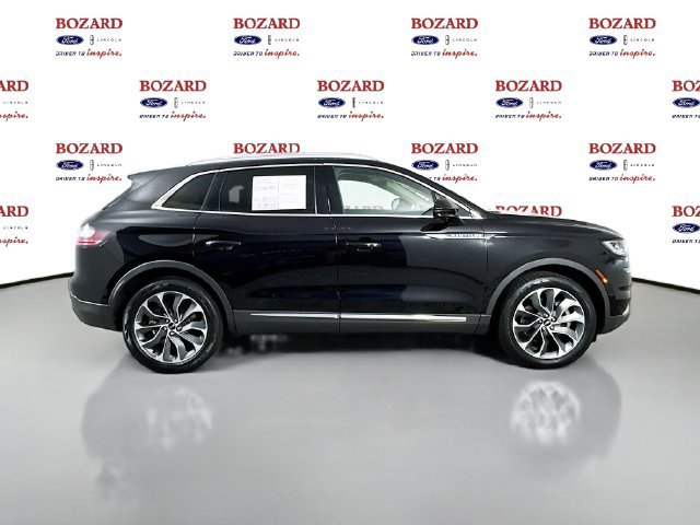 Used 2023 Lincoln Nautilus Reserve w/ Luxury Package AWD/4WD image 9