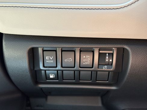 New 2026 Subaru Forester Limited AWD/4WD image 2