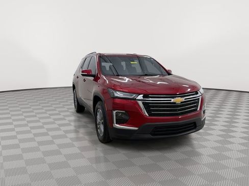 Certified 2023 Chevrolet Traverse LT image 3