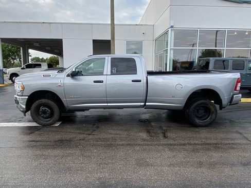 Used 2022 RAM 3500 Tradesman AWD/4WD image 6