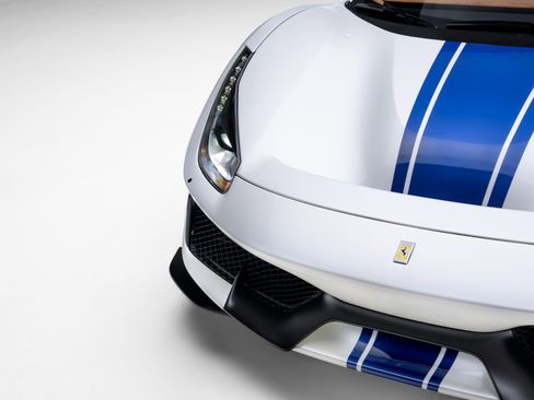 Used 2020 Ferrari 488 Pista Spider image 14