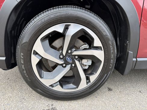 Used 2024 Subaru Forester Touring w/ Pop Package 2 image 11