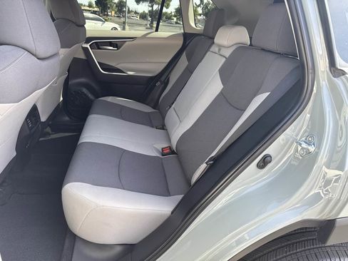 Used 2023 Toyota RAV4 XLE FWD image 22
