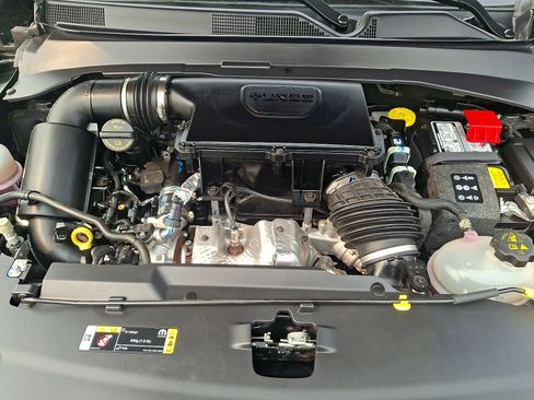 Used 2024 Jeep Compass Latitude AWD/4WD image 26