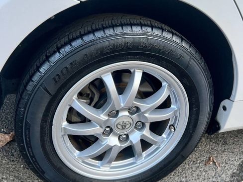 Used 2013 Toyota Prius V Two image 15