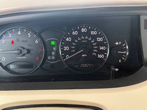 Used 2005 Toyota Avalon Limited FWD image 14
