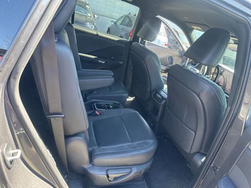 Used 2024 Lexus TX 550h AWD Plug-In Hybrid w/ Technology Package image 38