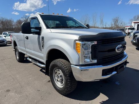 Used 2017 Ford F250 XL w/ XL Value Package image 7